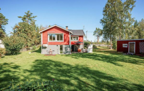 Beautiful Home In Ockelbo With Wifi